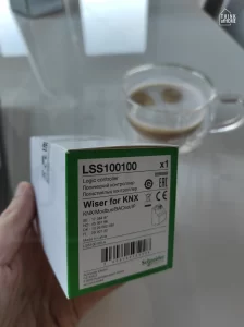 Pudełko z Wiser for KNX LSS100100